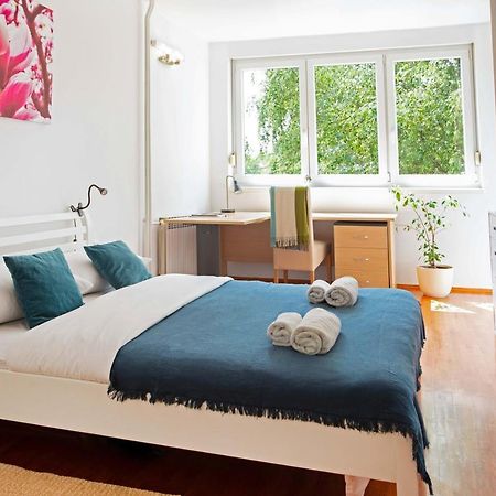 Bright 2Bdr Apartment With A Balcony ซาเกร็บ ภายนอก รูปภาพ