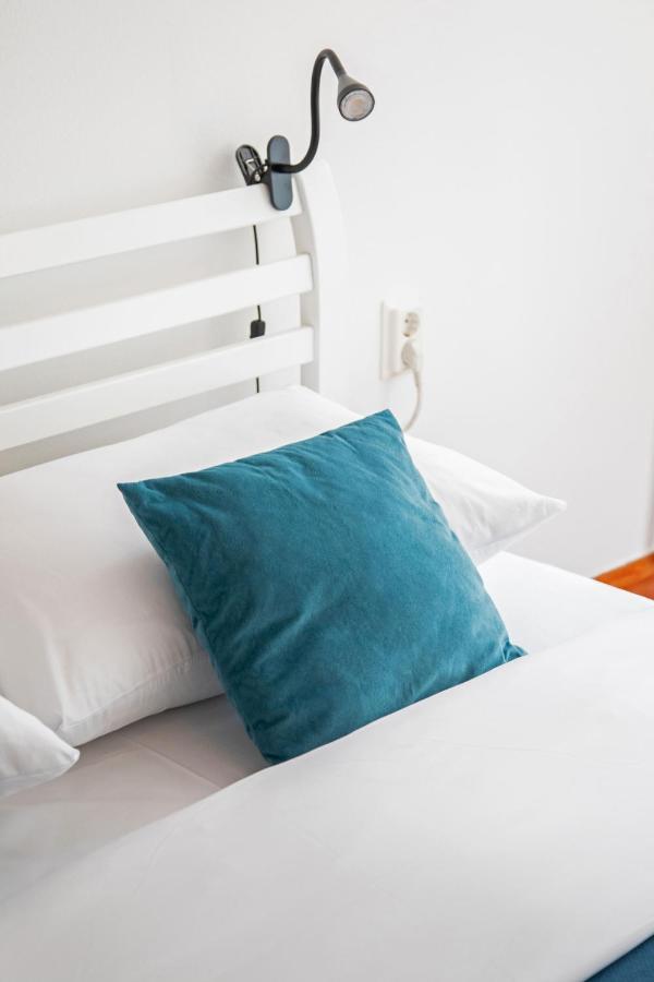 Bright 2Bdr Apartment With A Balcony ซาเกร็บ ภายนอก รูปภาพ